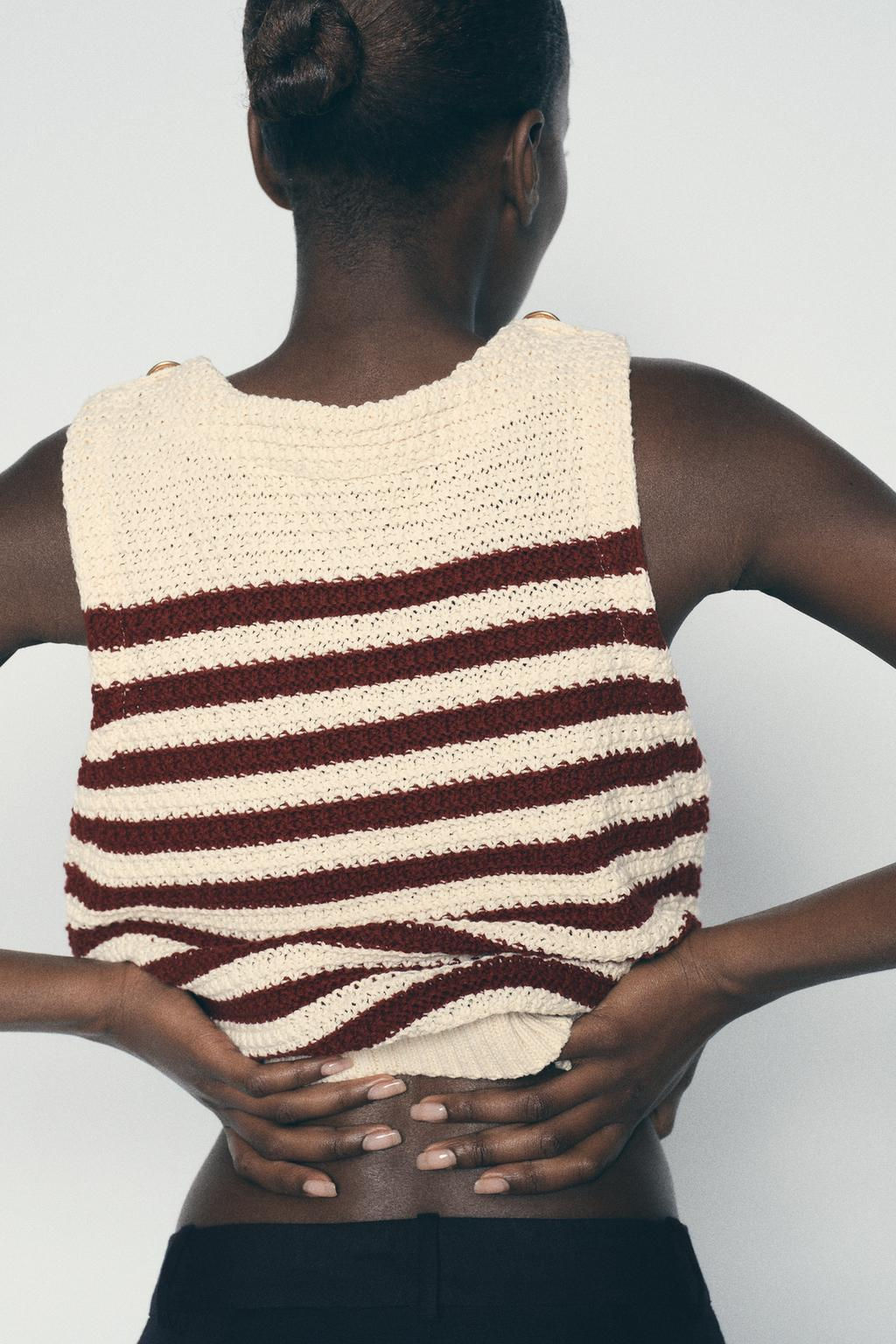 SLEEVELESS KNIT TOP WITH GOLD BUTTONS - Zara фото 4