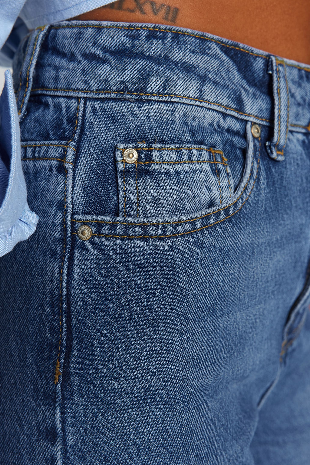 Koyu Mavi Yuksek Bel Mom %100 Pamuk Non-Stretch Jeans TWOAW24JE00076