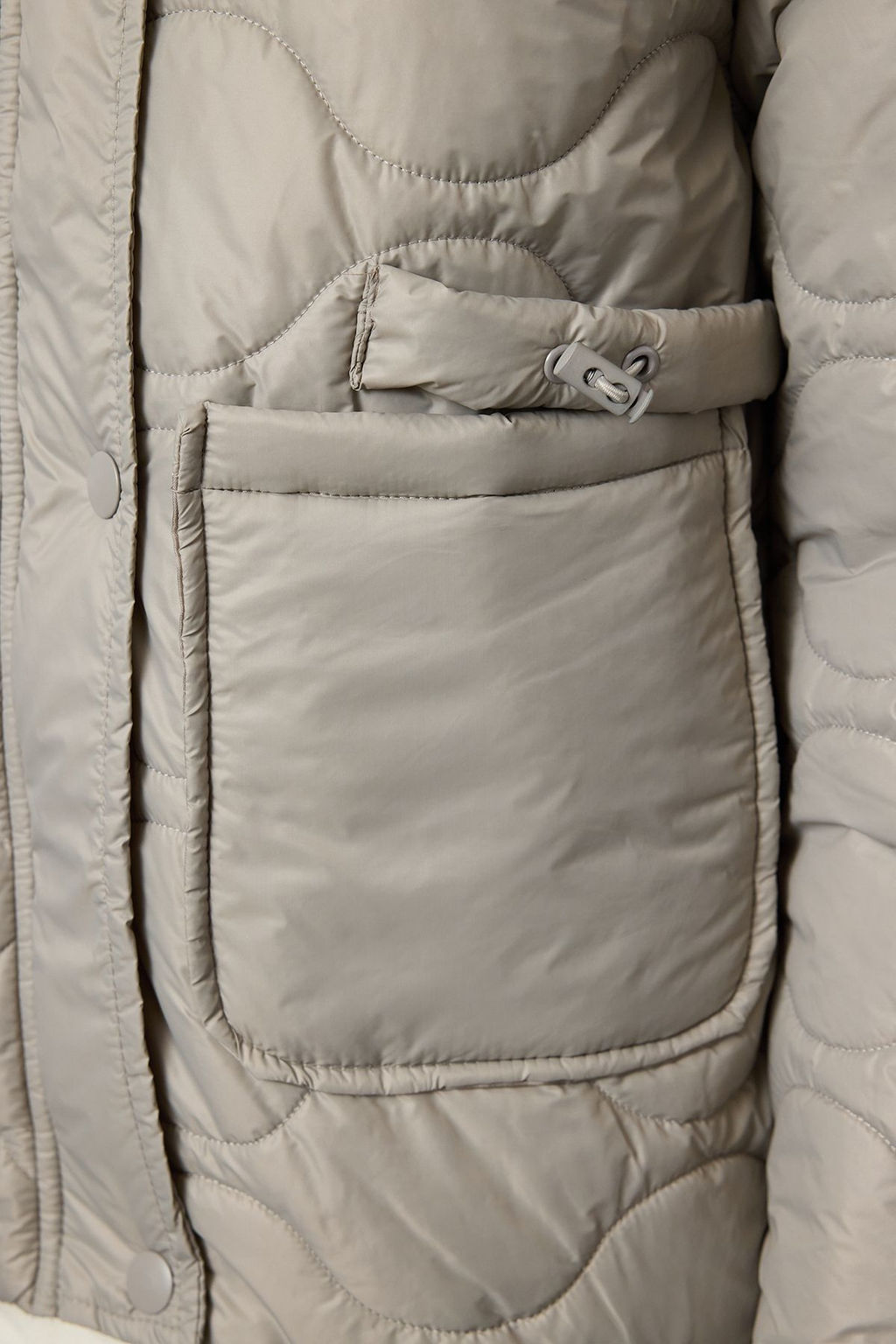 TRENDYOLMILLA Gri Regular Kal?p Dik Yaka Kapitone Mont TWOAW25MO00175  фото 4