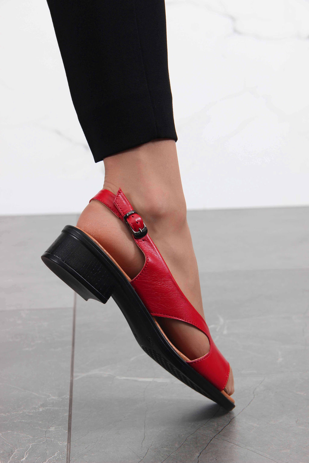 Босоножки 3051.21013bl. Красный