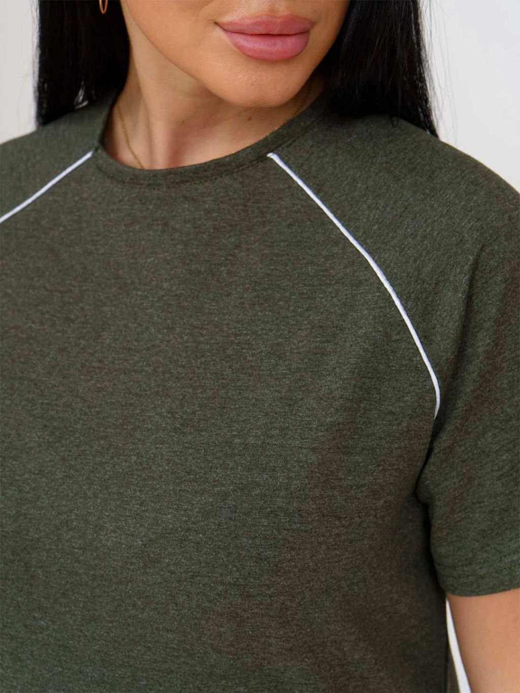 Костюм женский, цвет хаки