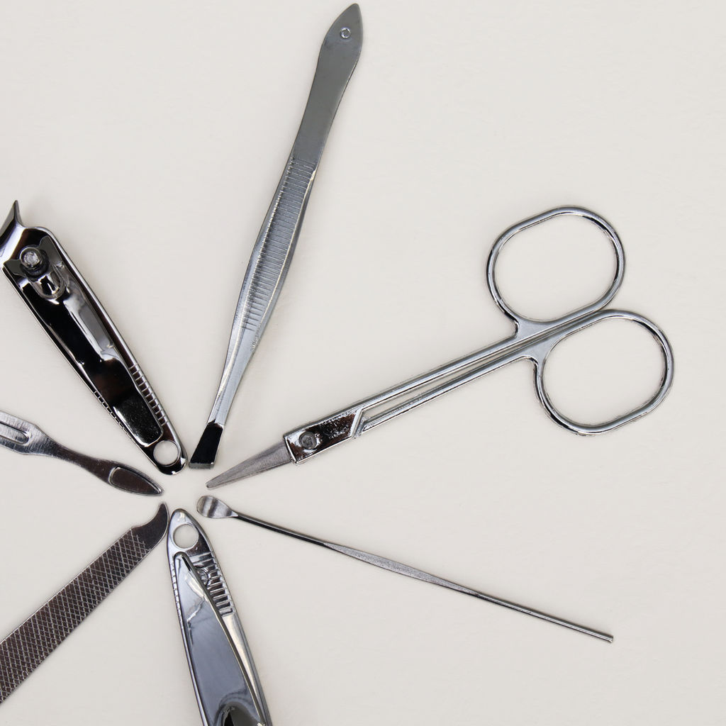 Маникюрный набор 7 предметов / YD-09 /уп 60/240/ (Коричневый)