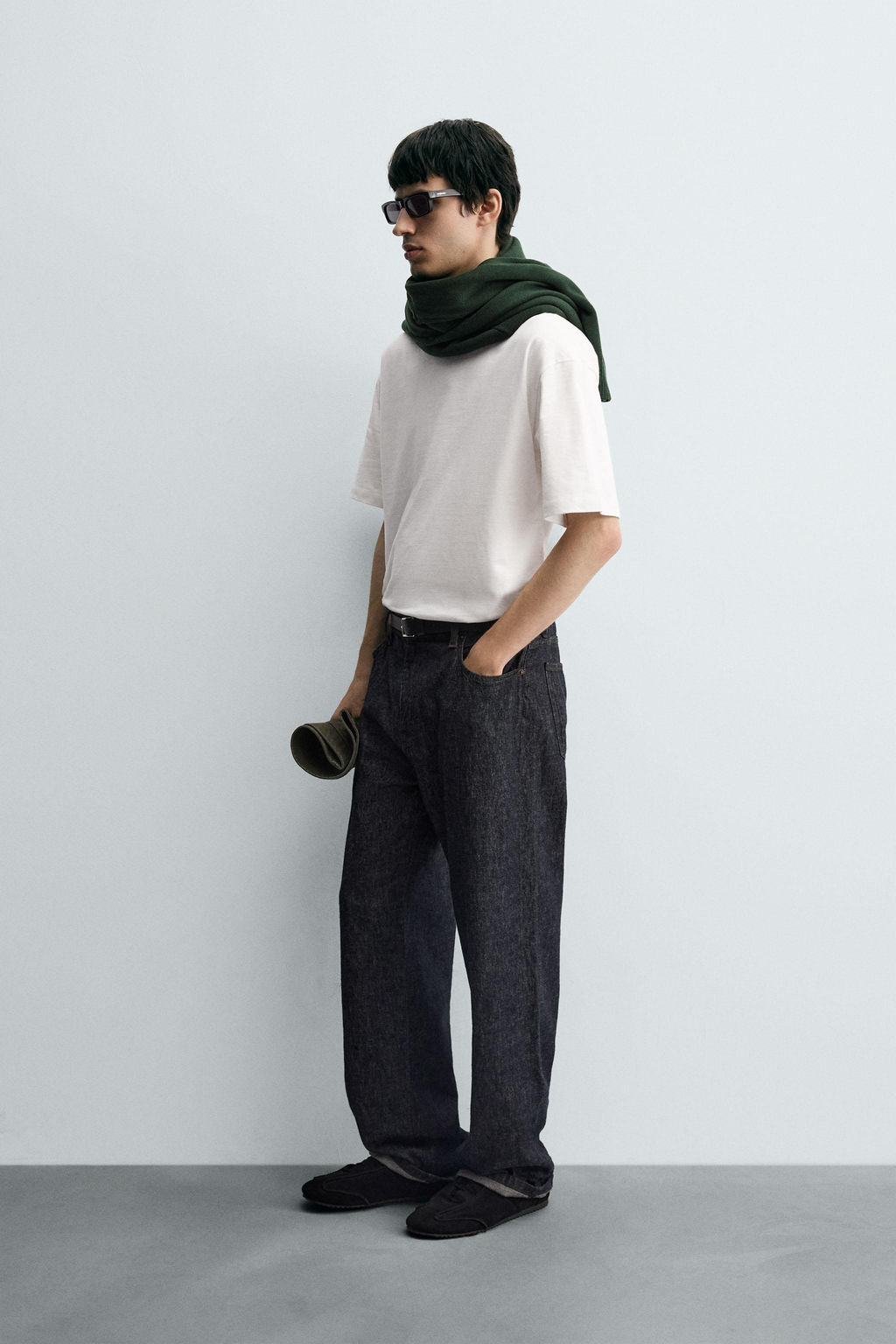 EMBROIDERED PATCH T-SHIRT - Zara фото 4