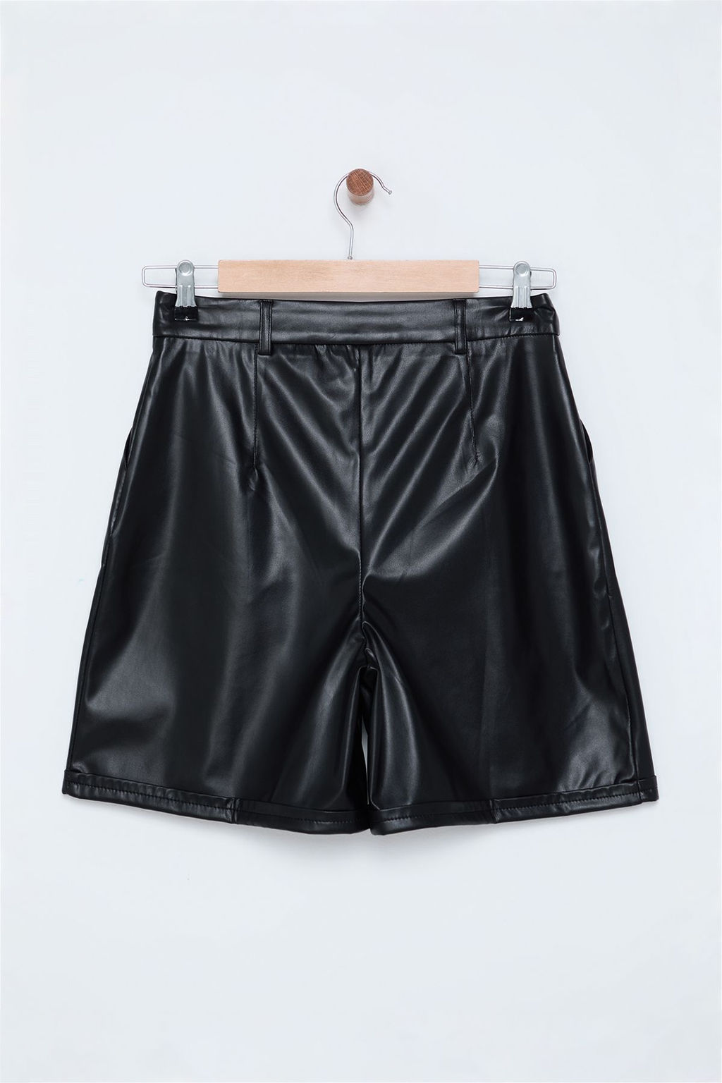 Siyah Suni Deri City Dokuma Sort TWOAW25SR00043 - Trendyolmilla фото 7