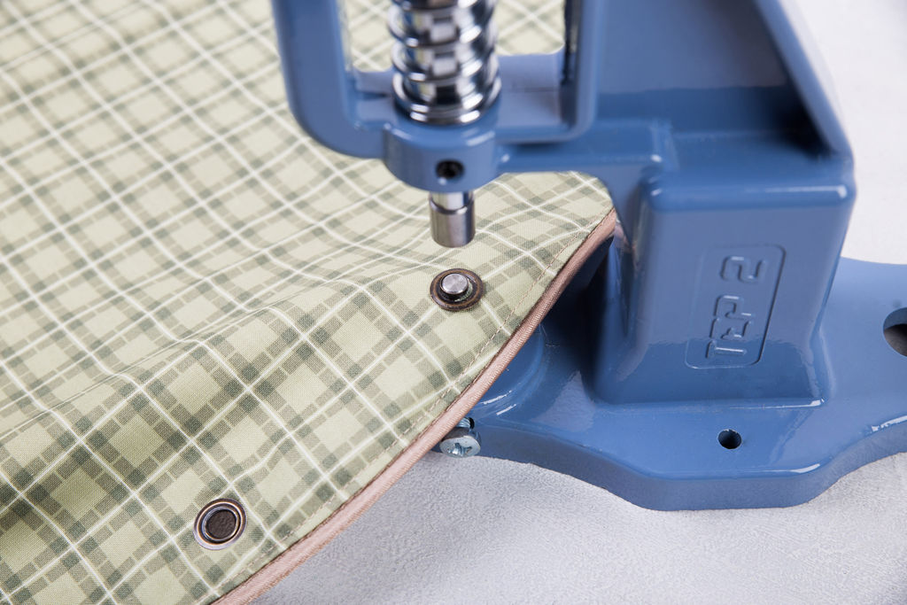 04 Люверсы ФАСОВКА d 6 мм 5 x 10 шт под оксид