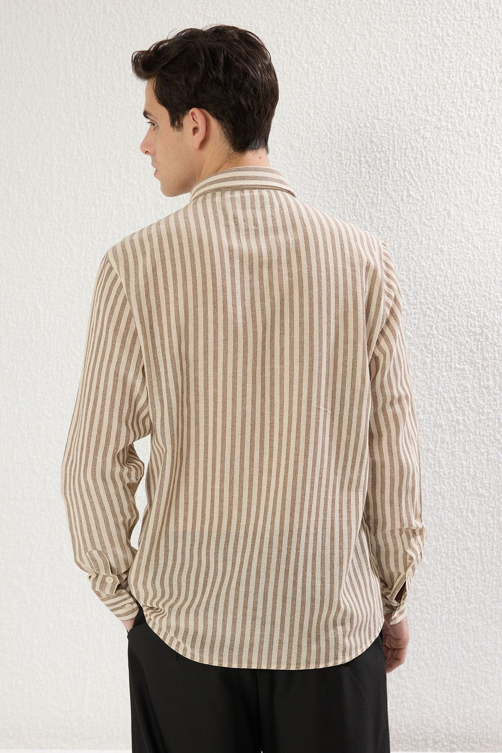 TRENDYOL MAN Premium Lacivert Regular Fit Cizgili Dokulu Keten Gorunumlu Gomlek TMNSS23GO00062 - Trendyolmilla фото 21