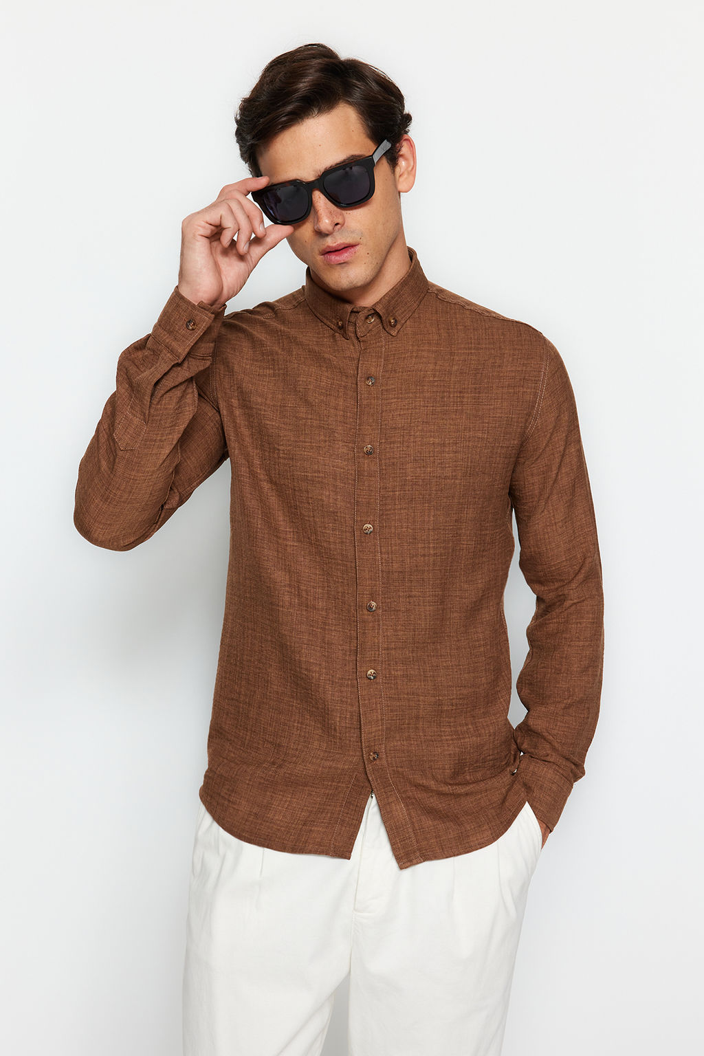 Kahverengi Slim Fit Keten Gorunumlu Gomlek TMNAW24GO00093 - Trendyolmilla фото 3