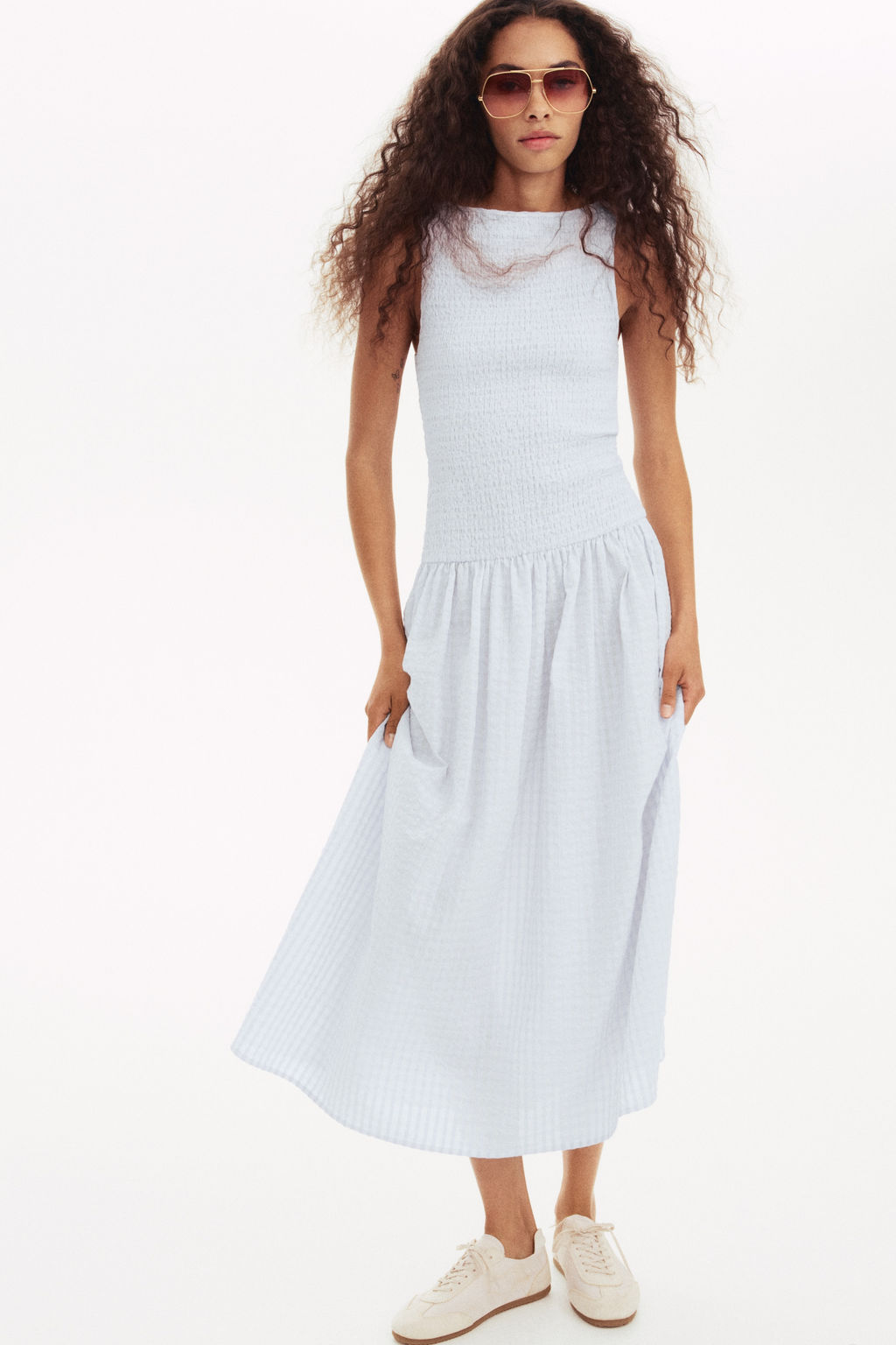 Vestido fruncido de sirsaca - H&m фото 7