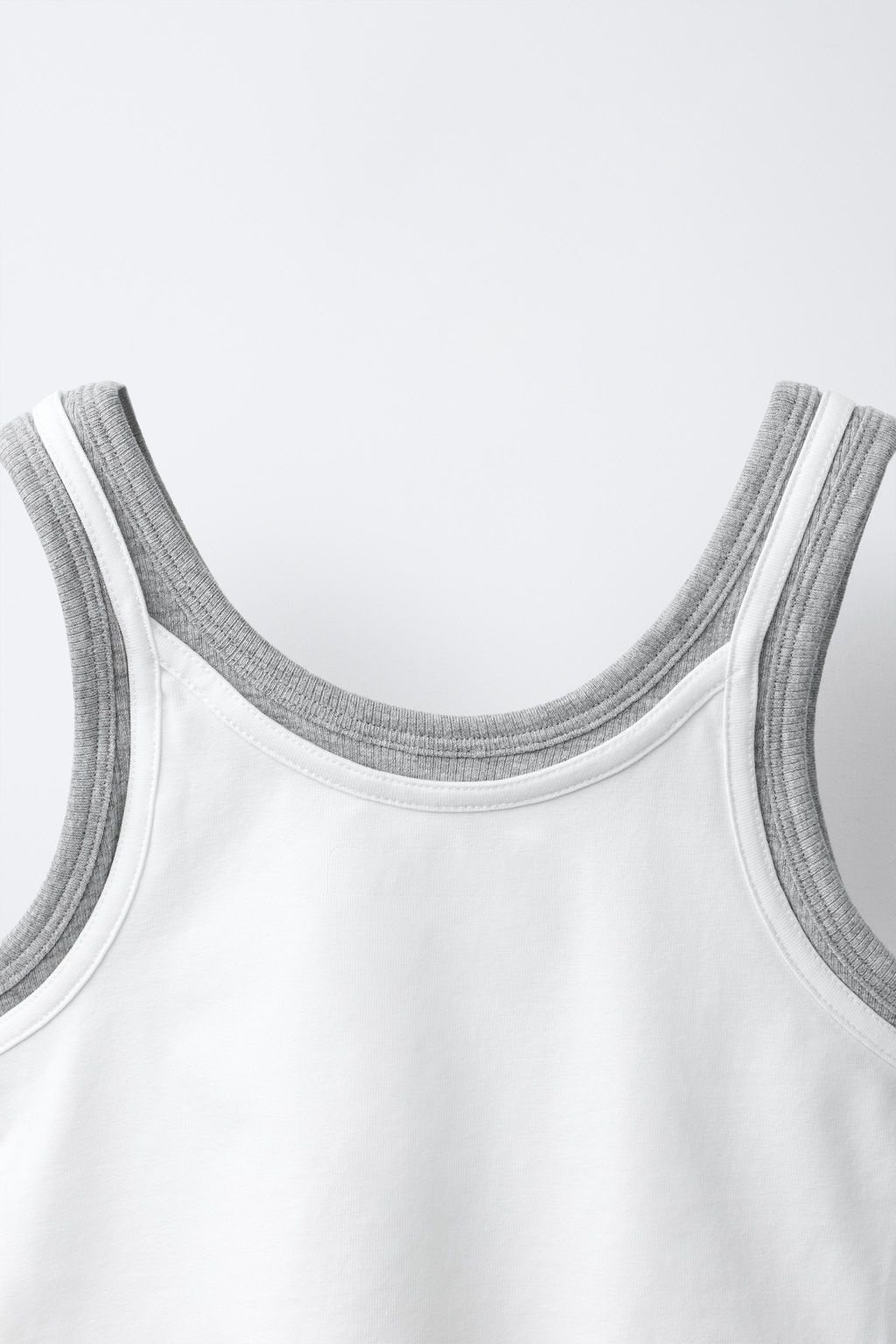 TOP DOBLE CONTRASTE / Blanco - Zara фото 4