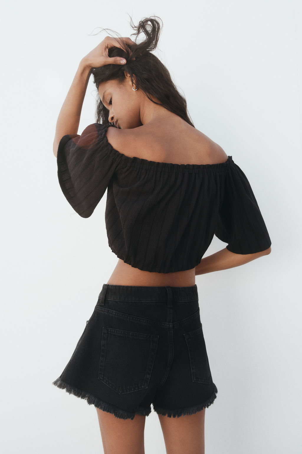 Top off-the-shoulder con efecto arrugado - H&m фото 4