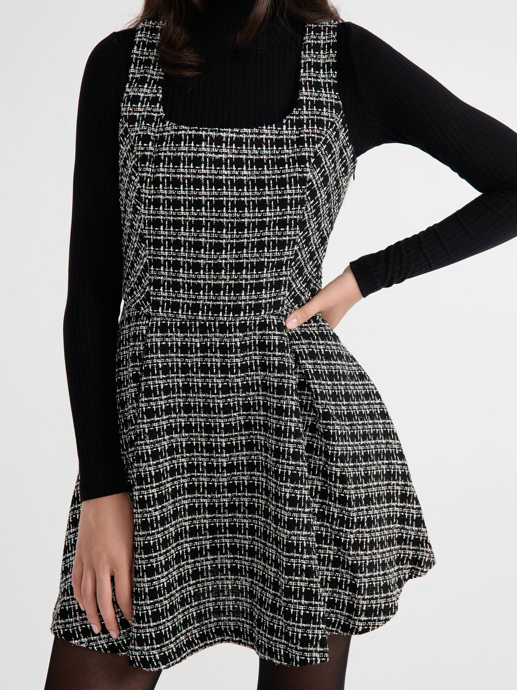 CONTE LPL 2903 Платье женское black - Conte elegant фото 4