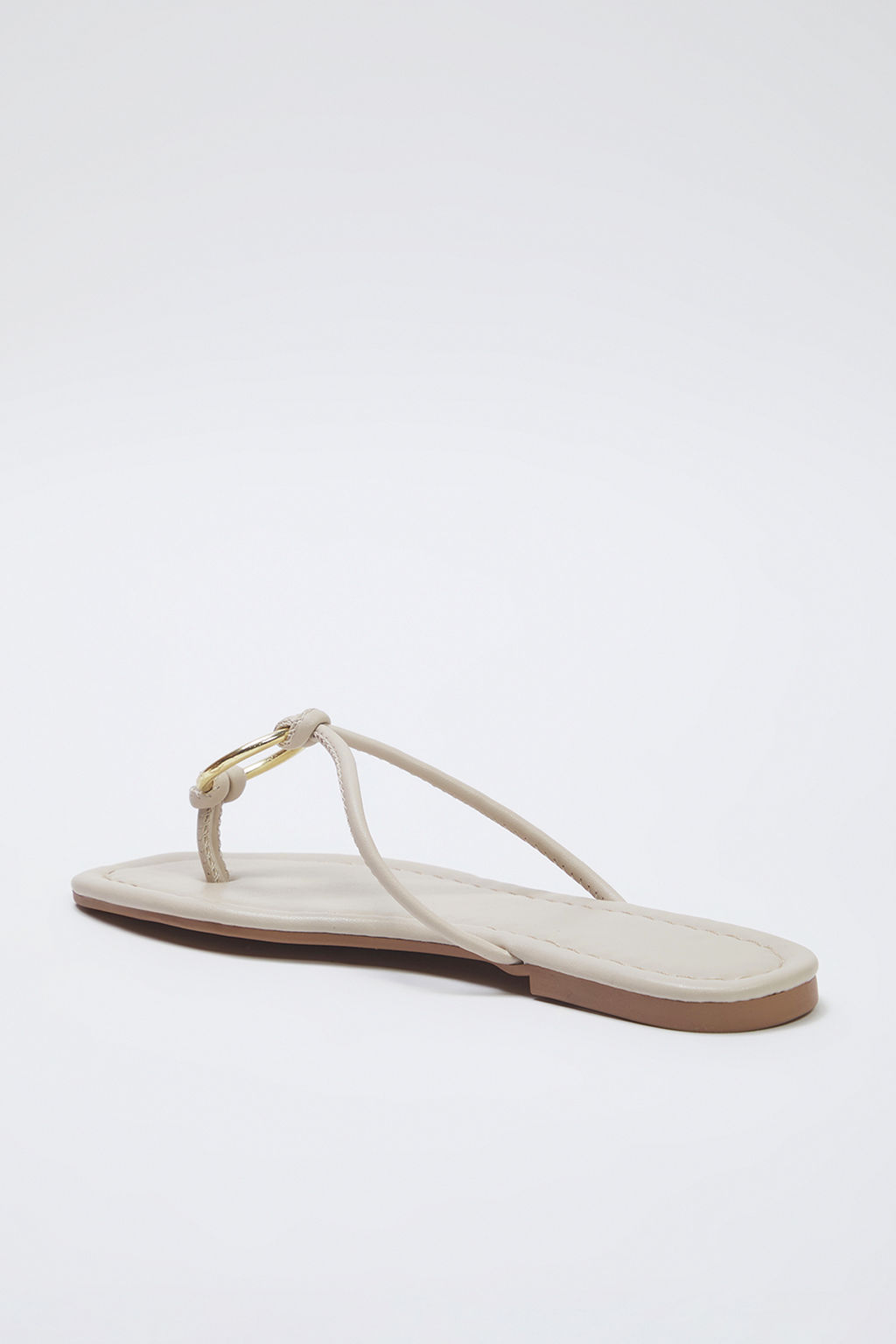 Trendyol Shoes Bej Metal Aksesuar Detayl? Kad?n Parmak Aras? Terlik TAKSS25TE00042 - Trendyolmilla фото 4