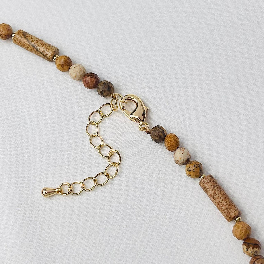 Бусы из песочной Яшмы с кулоном 46 см +