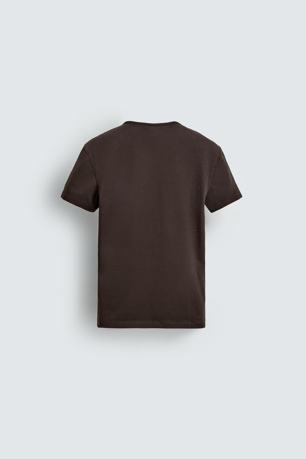CAMISETA SLIM FIT CUELLO PANADERO / Marr?n oscuro