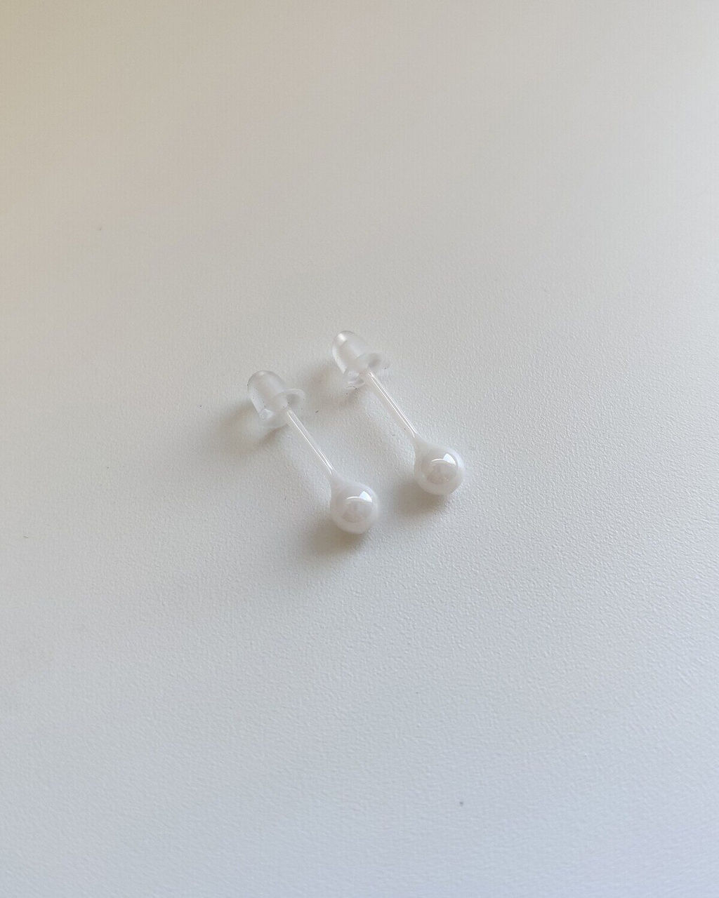 Серьги-пусеты из керамики в футляре