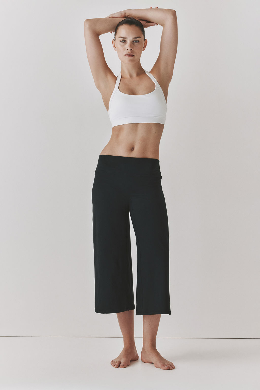 Leggings capri de deporte con SoftMove Wide fit - H&m фото 8
