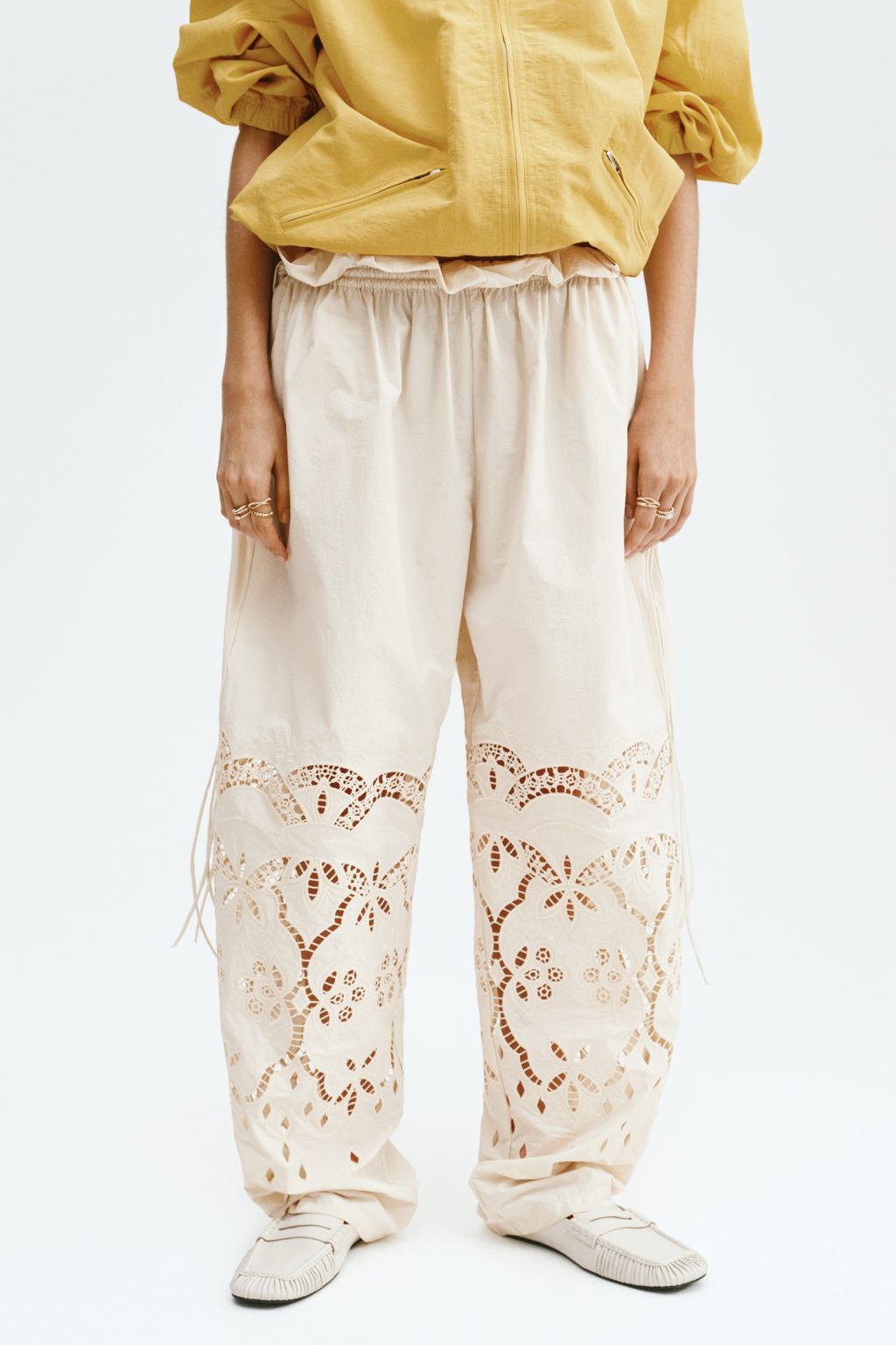 Broderie anglaise drawstring trousers - H&m фото 6