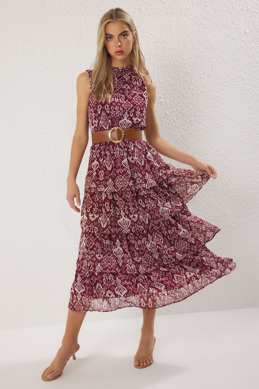 Trendyolmilla Bordo Kemerli Etnik Etegi Belden Ac?lan Maxi Dokuma Elbise TWOSS25EL00817