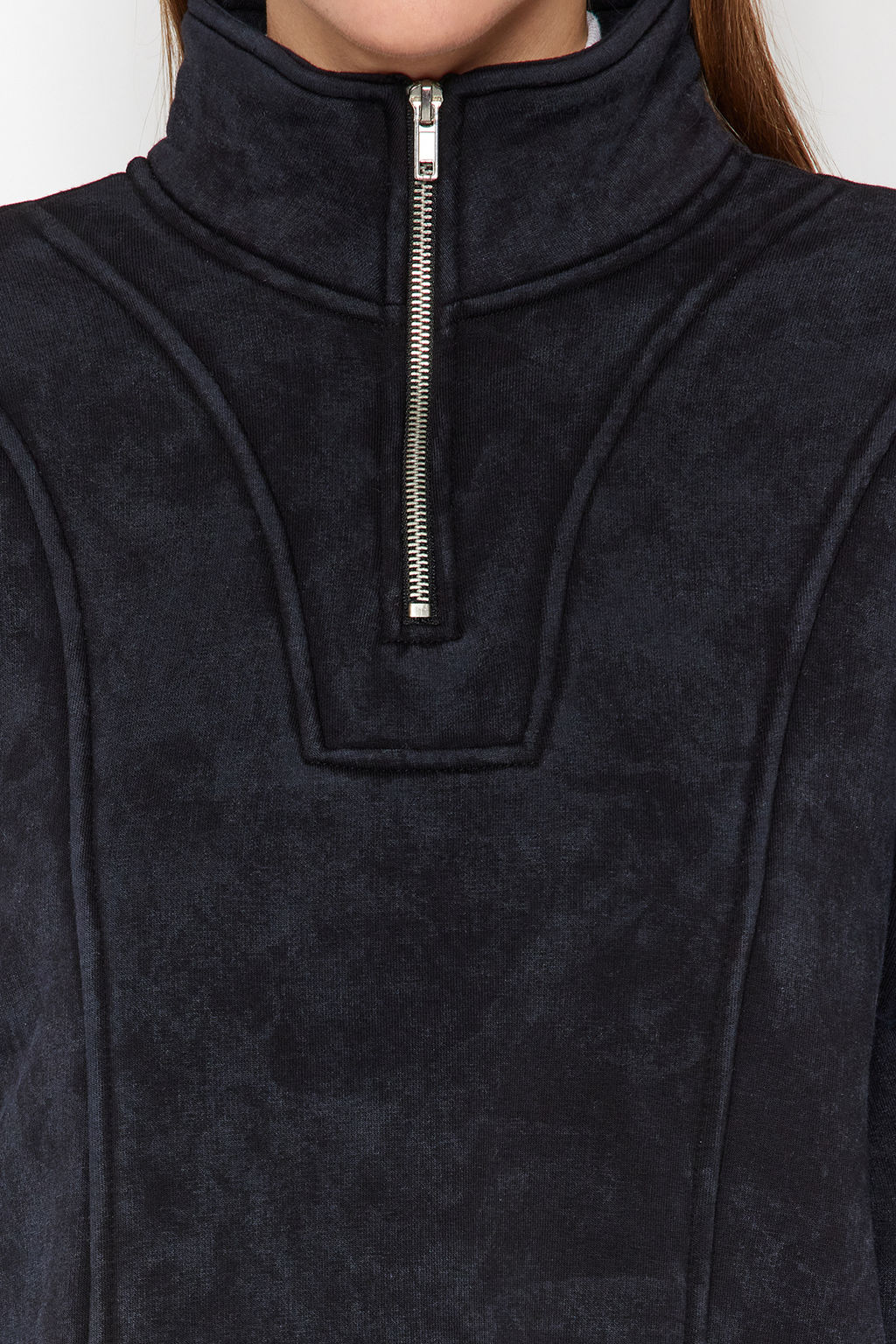 TRENDYOLMILLA Antrasit Eskitme/Soluk Efektli Rahat Kesim Crop Kal?n Ici Polarl? Orme Sweatshirt TWOAW24SW00243 фото 4