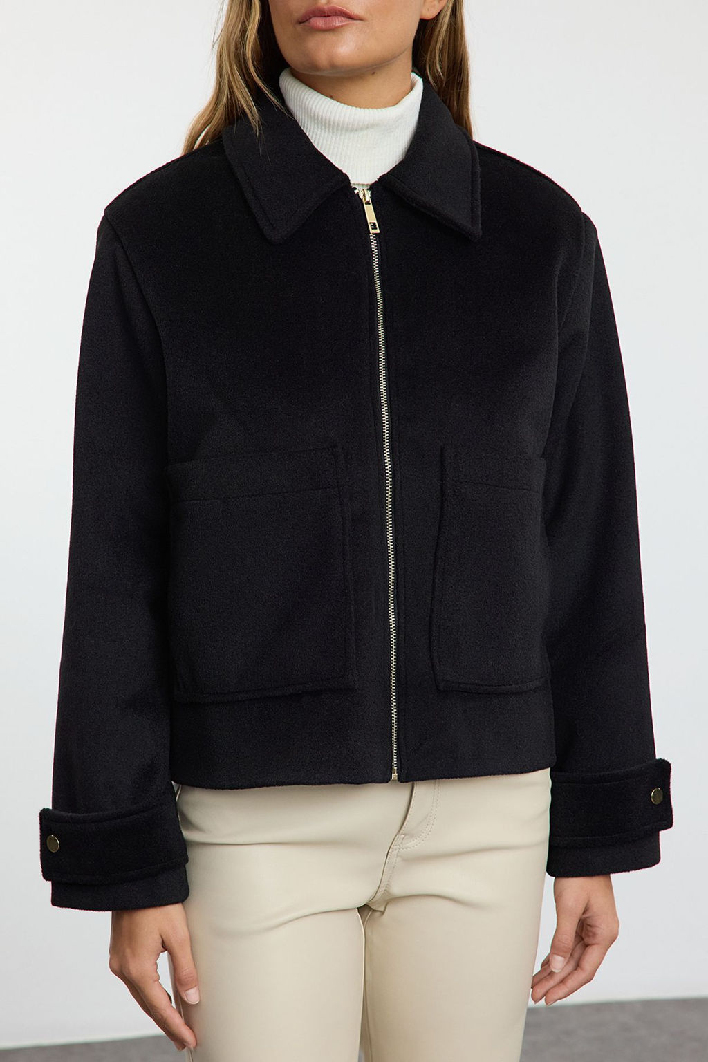 Siyah Oversize Kal?p Kase Ince Ceket Mont TWOAW25MO00084
