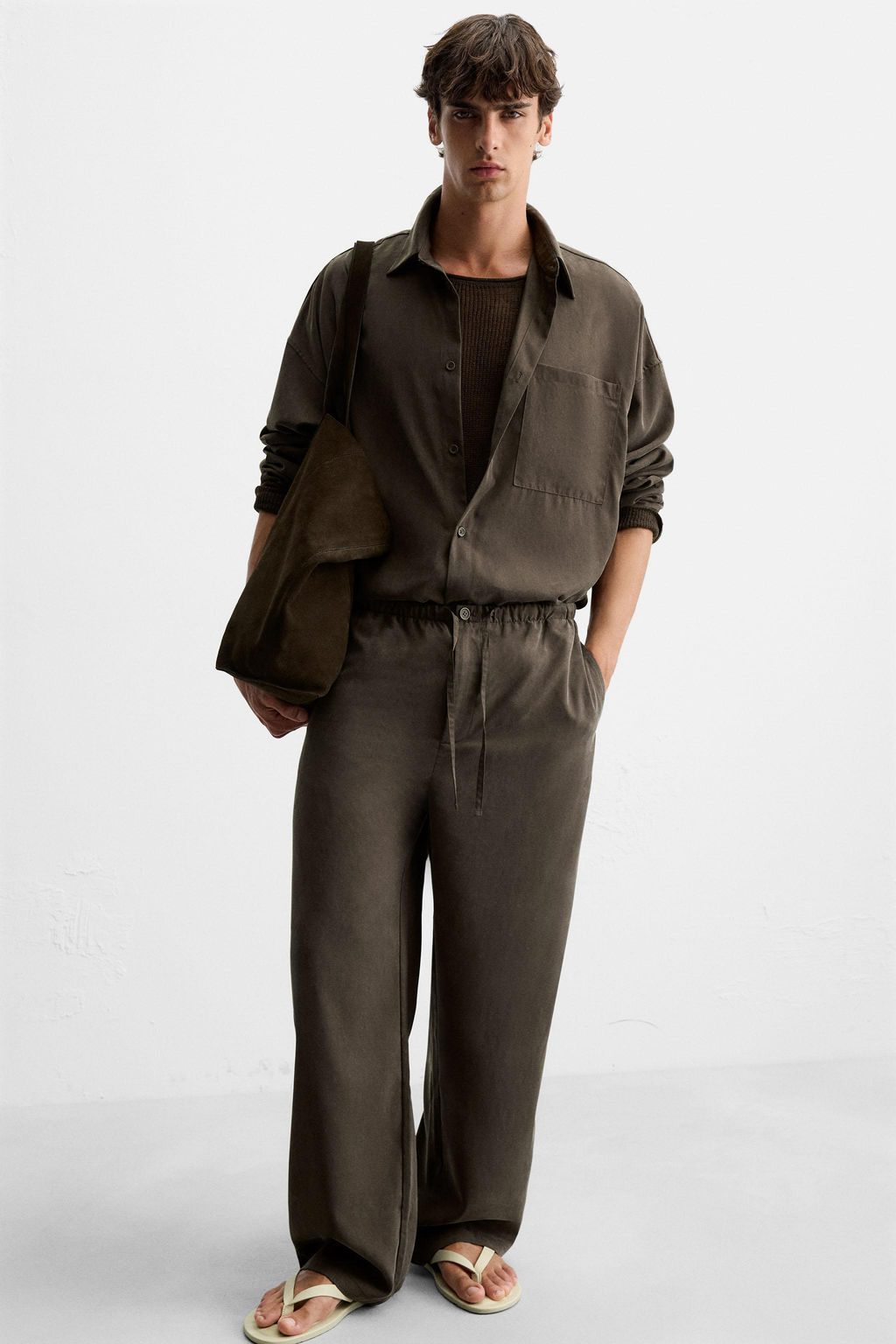 RELAXED FIT FLOWING TROUSERS - Zara фото 5