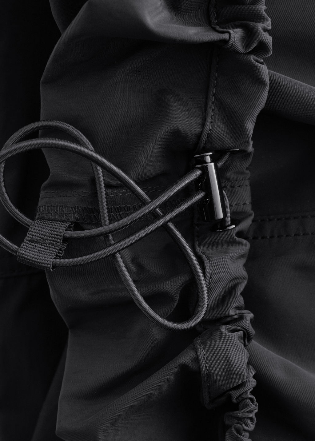Pantalones de perneras anchas con cord?n de ajuste - H&m фото 4