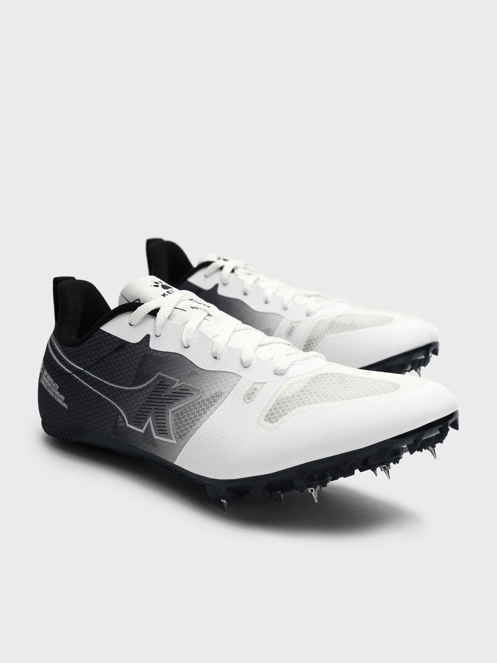 Легкоатлетические шиповки KELME Mens/Womens Sneakers (White/Black)