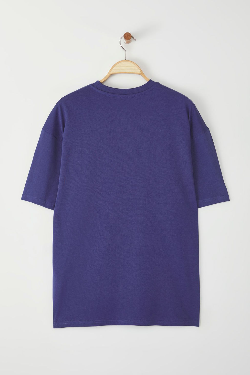 TRENDYOL MAN Mor Oversize/Genis Kesim Minimal Nak?sl? %100 Pamuklu T-Shirt TMNSS25TS00160 - Trendyolmilla фото 3