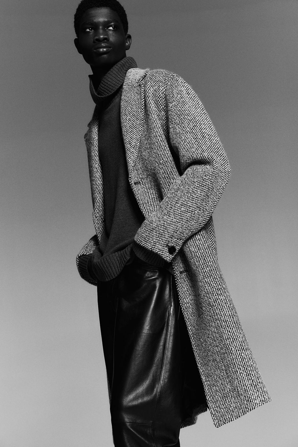 Abrigo en mezcla de lana Loose Fit - H&m фото 4