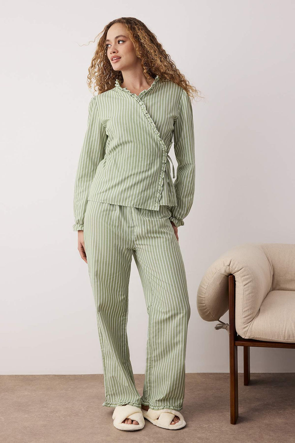 Koyu Yesil Cizgili Poplin Dokuma Pijama Tak?m? THMAW26PT00098