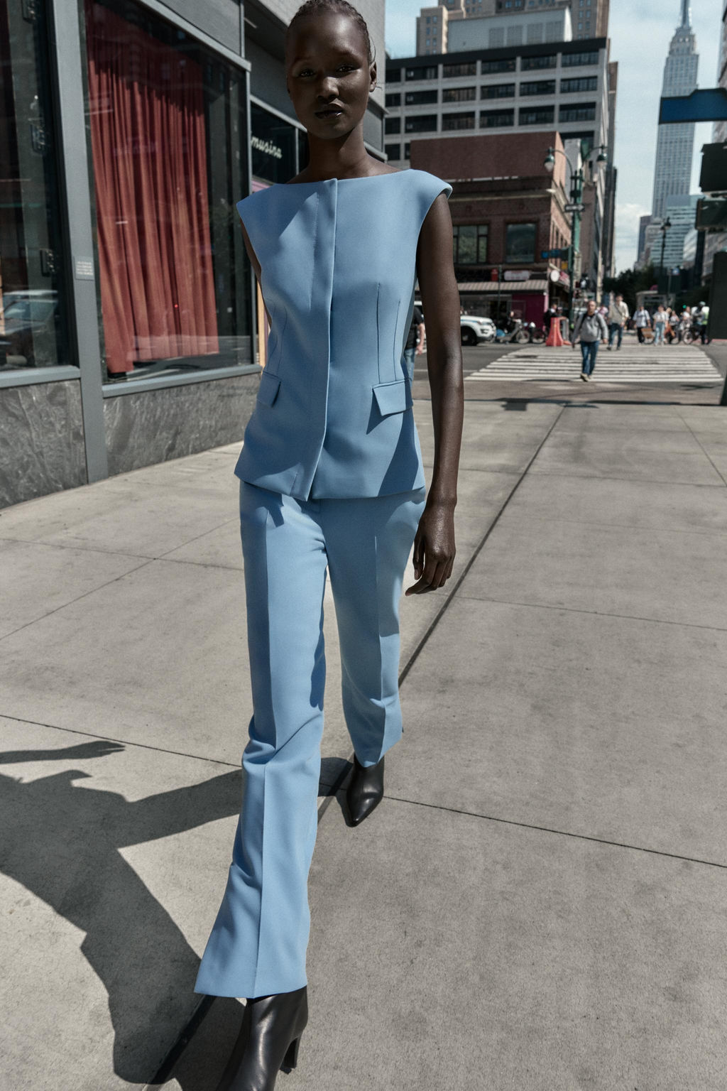 FLARE TROUSERS WITH SIDE VENTS