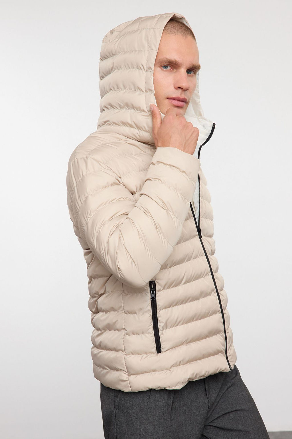 TRENDYOL MAN Antrasit Regular Fit Kapusonlu K?sl?k Mont TMNAW25MO00028 - Trendyolmilla фото 2