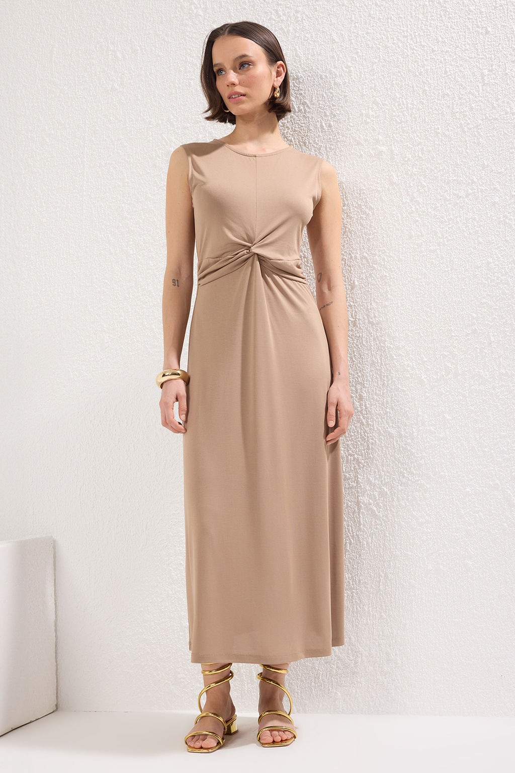 Vizon Duz Buzgu / Drape Maxi More Sustainable Modal Burgu Detayl? Esnek Orme Elbise TWOSS25EL00385 - Trendyolmilla фото 2