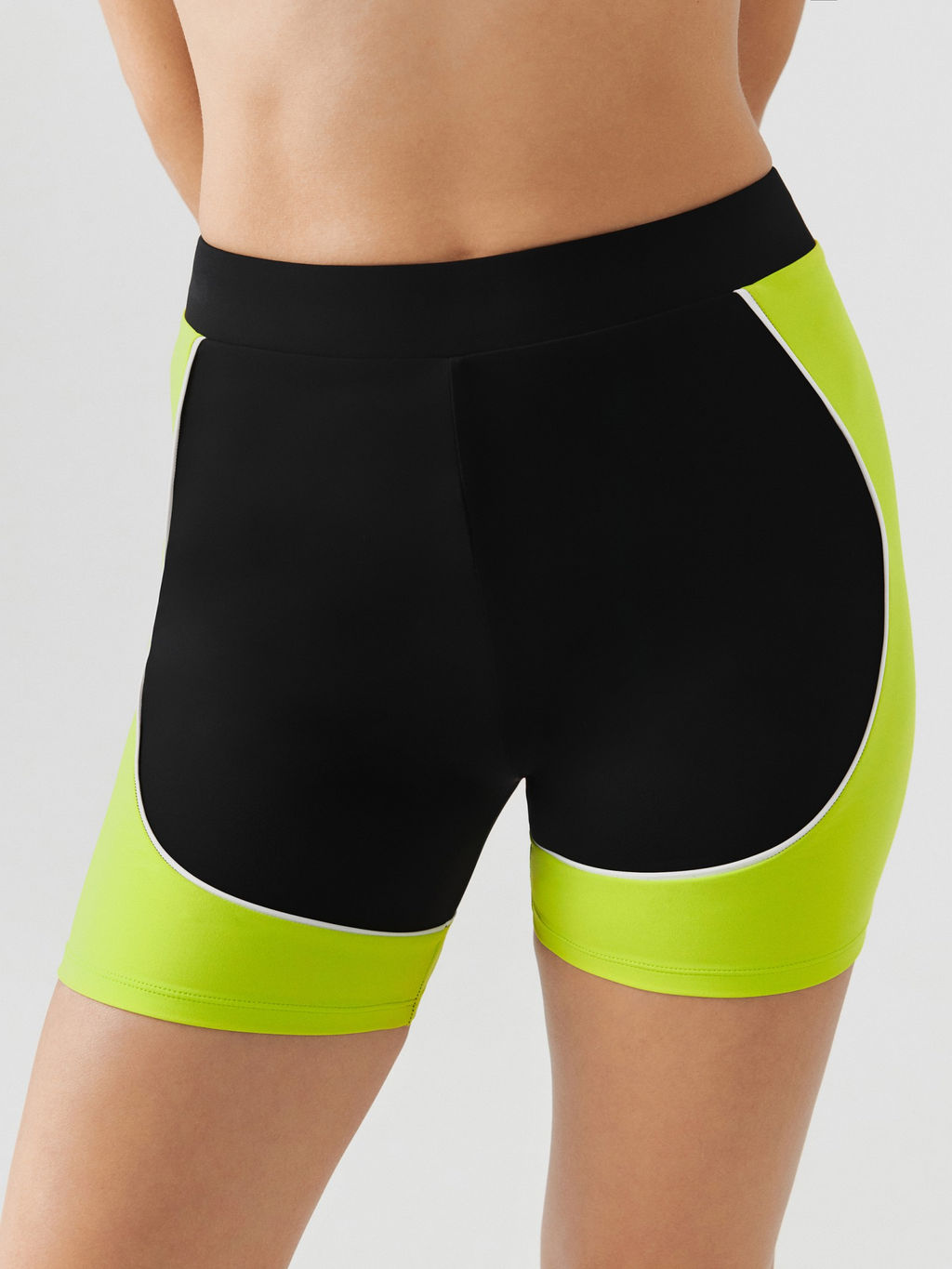 10200420117 Шорты жен. Jas черный - Concept club фото 3