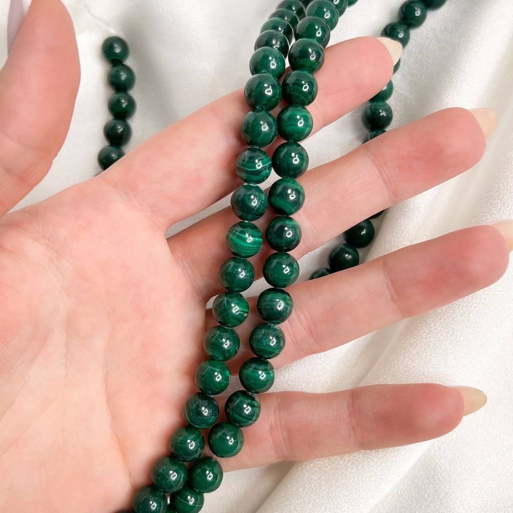 Бусины для украшений из Малахита (65 бусин) 39 см