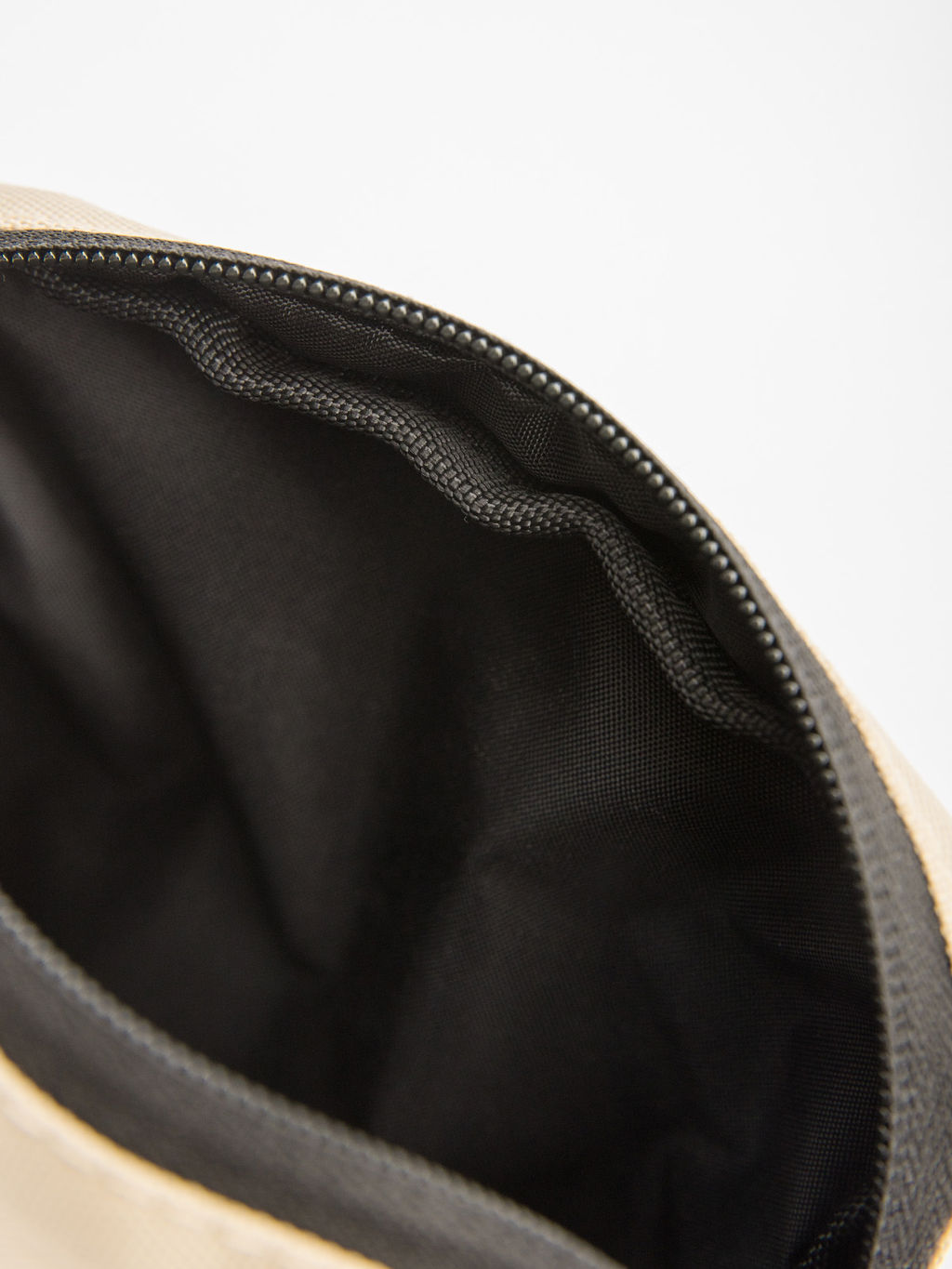 V08S 001 15 Сумка мессенджер