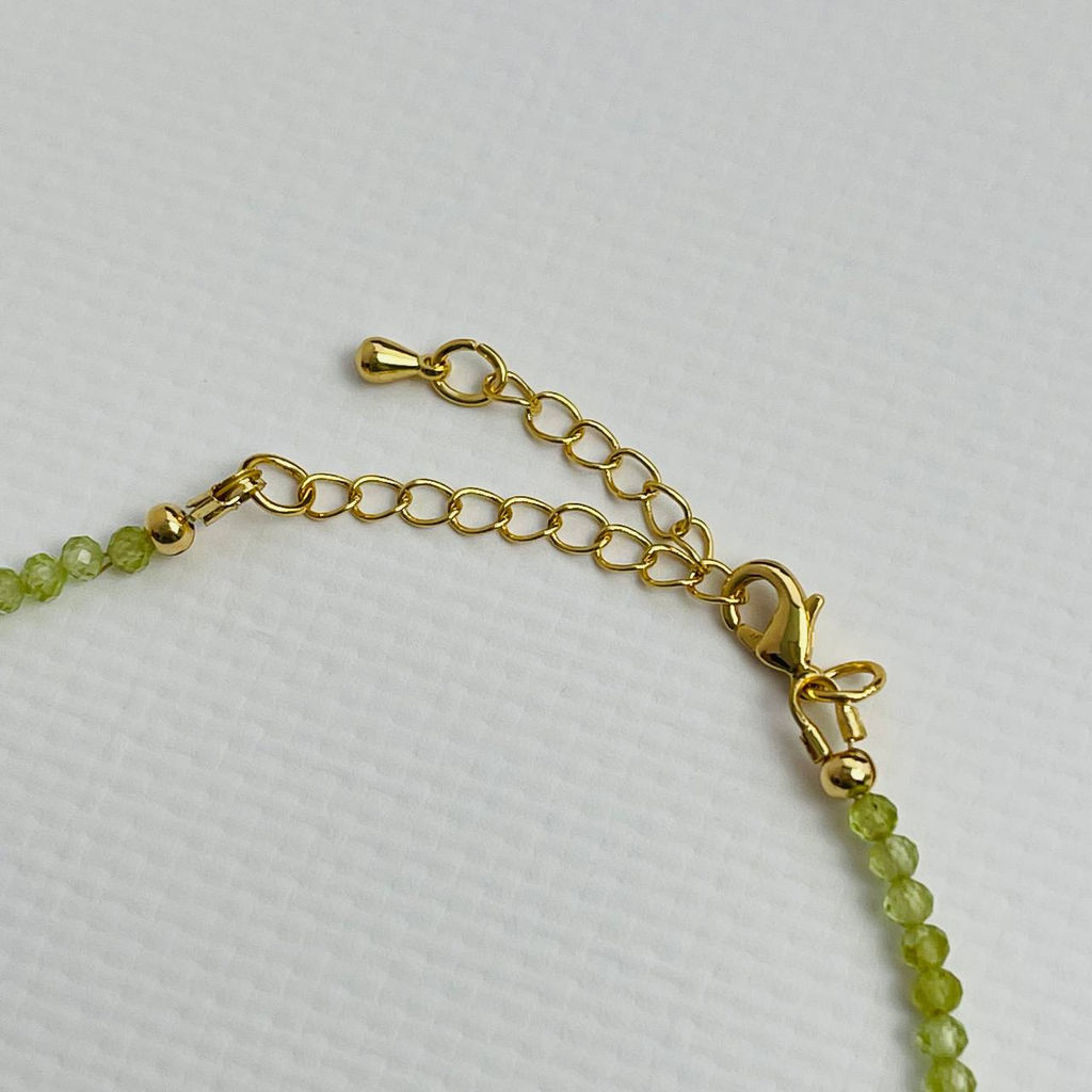 Колье из Хризолита