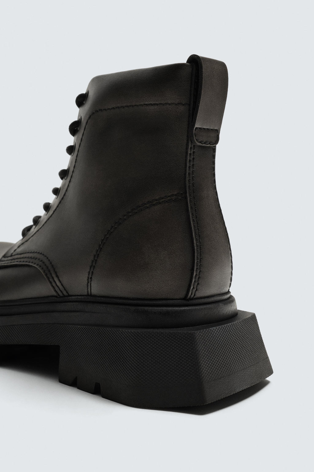 DISTRESSED CHUNKY LACE-UP BOOTS - Zara фото 6