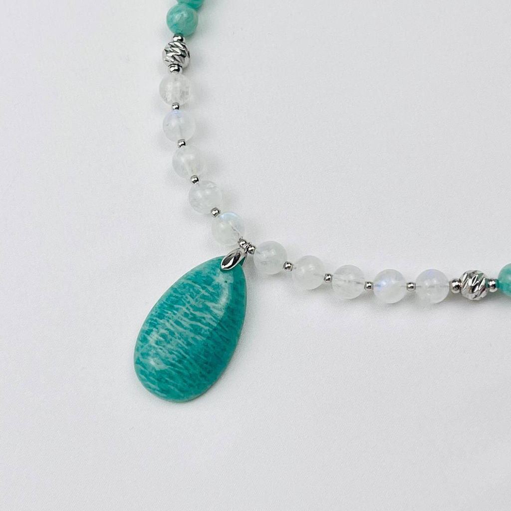 Колье из Амазонита и Лунного камня 43 см +