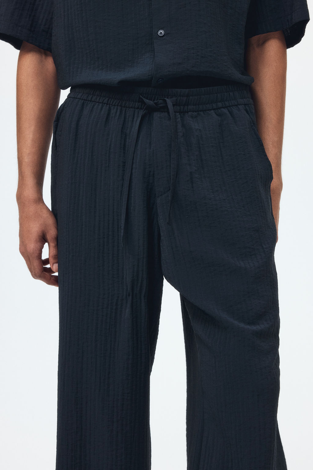 Pantal?n texturizado Relaxed Fit - H&m фото 11