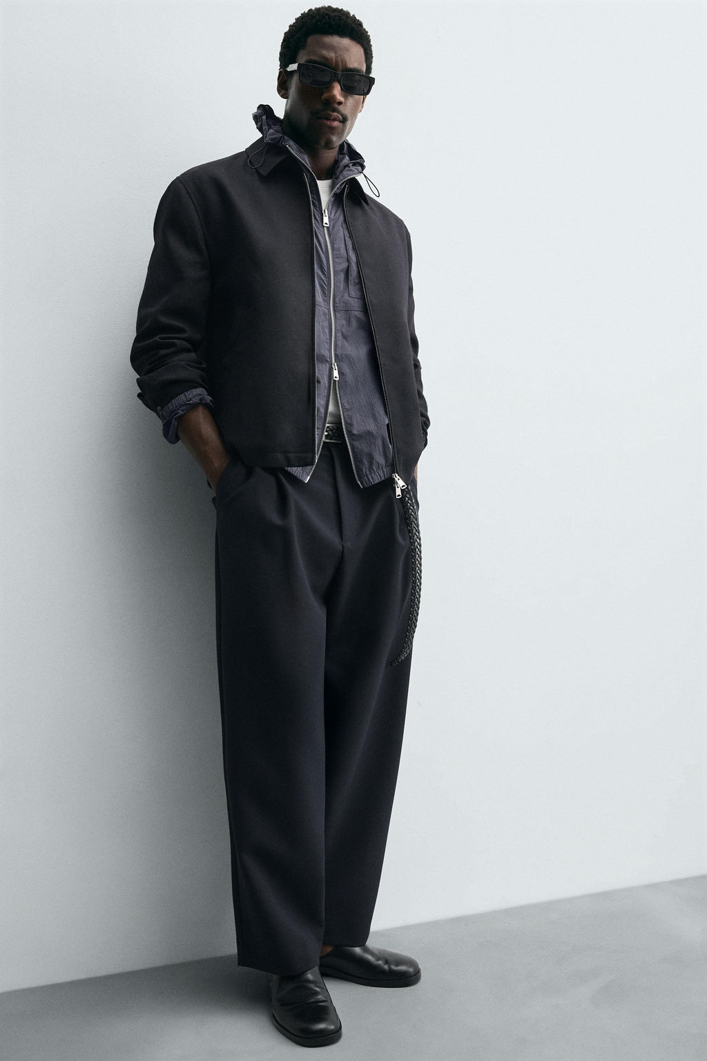 RELAXED FIT PLEATED TROUSERS - Zara фото 5