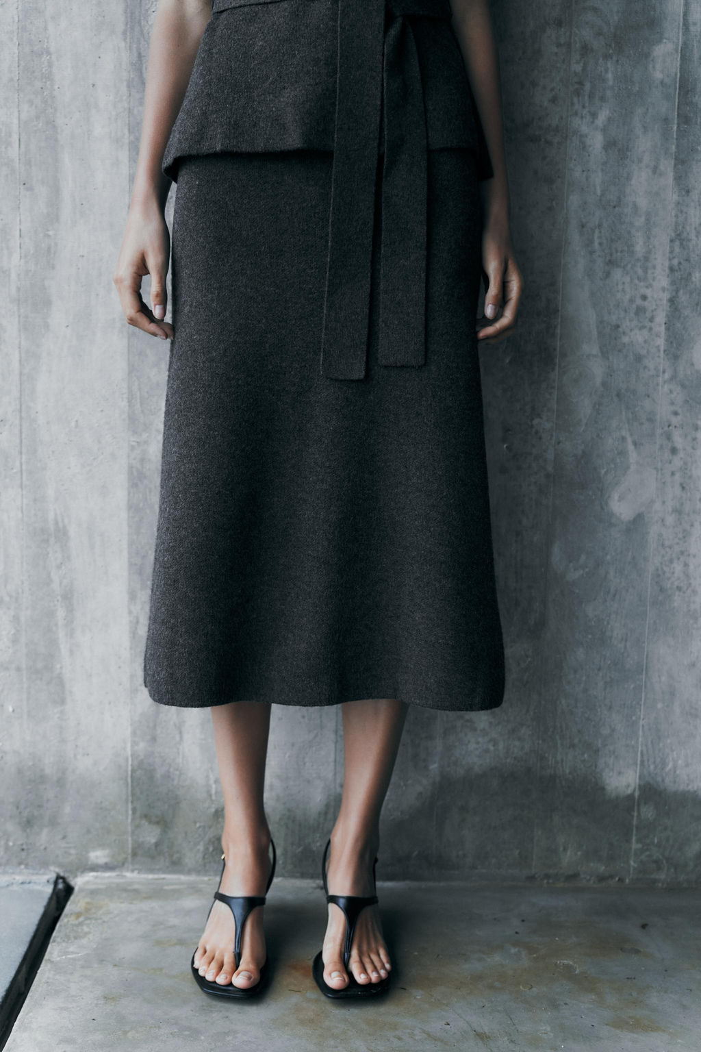 FALDA MIDI PUNTO / Gris - Zara фото 2