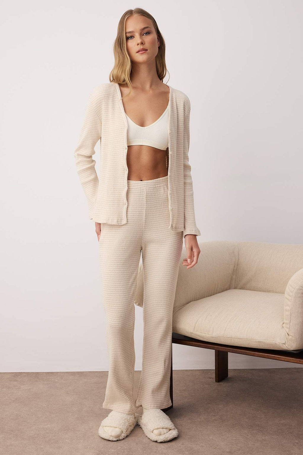 Bej Cizgili H?rka Yumusak Tuse F?rcal? K?sl?k Fitilli Orme Pijama Tak?m? THMAW26PT00040