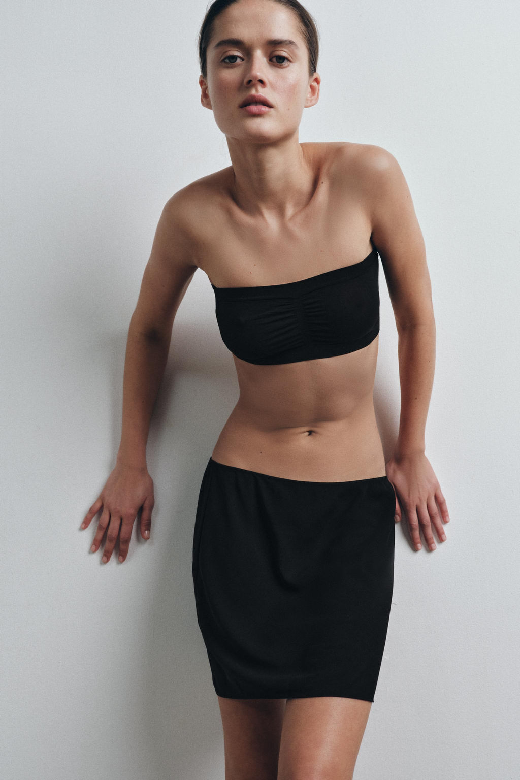 FALDA MINI FORRO / Negro - Zara фото 2