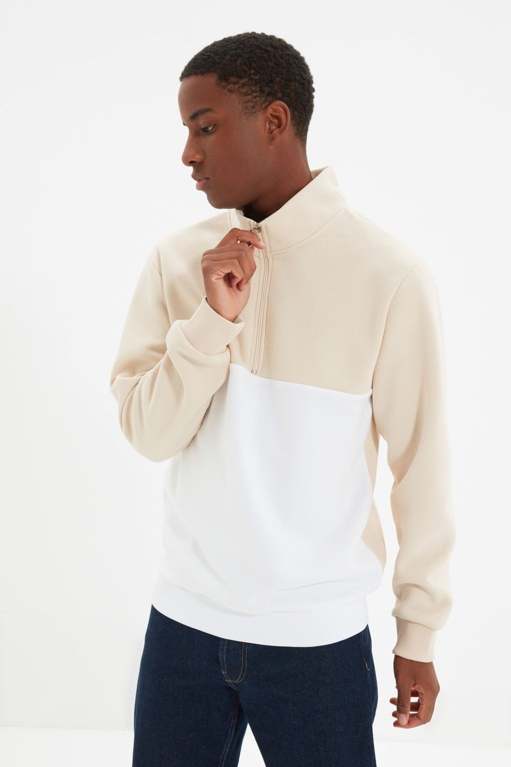Bej Regular/Normal Kesim Dik Yaka Panelli Fermuarl? Ici Polar/S?cak Tutan Sweatshirt TMNAW21SW0347
