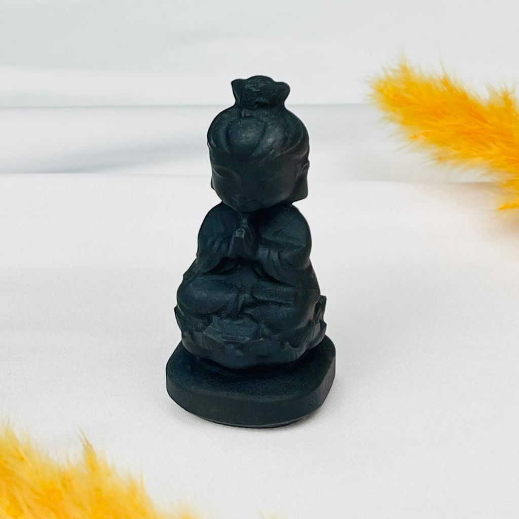 Фигурка резная из Обсидиана "Будда"