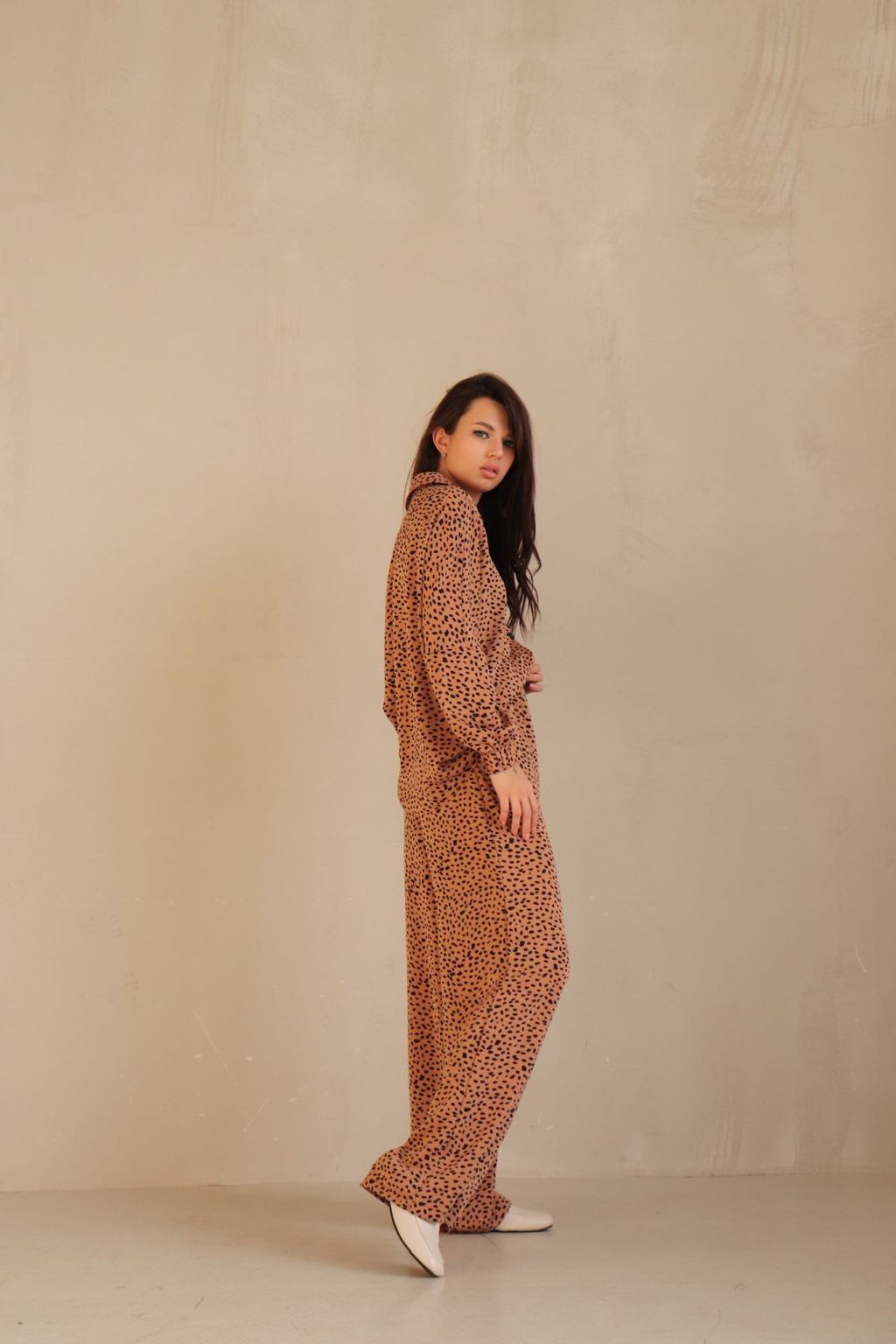 7002 Костюм летний кофейный с пятнышками - Martichelli фото 10