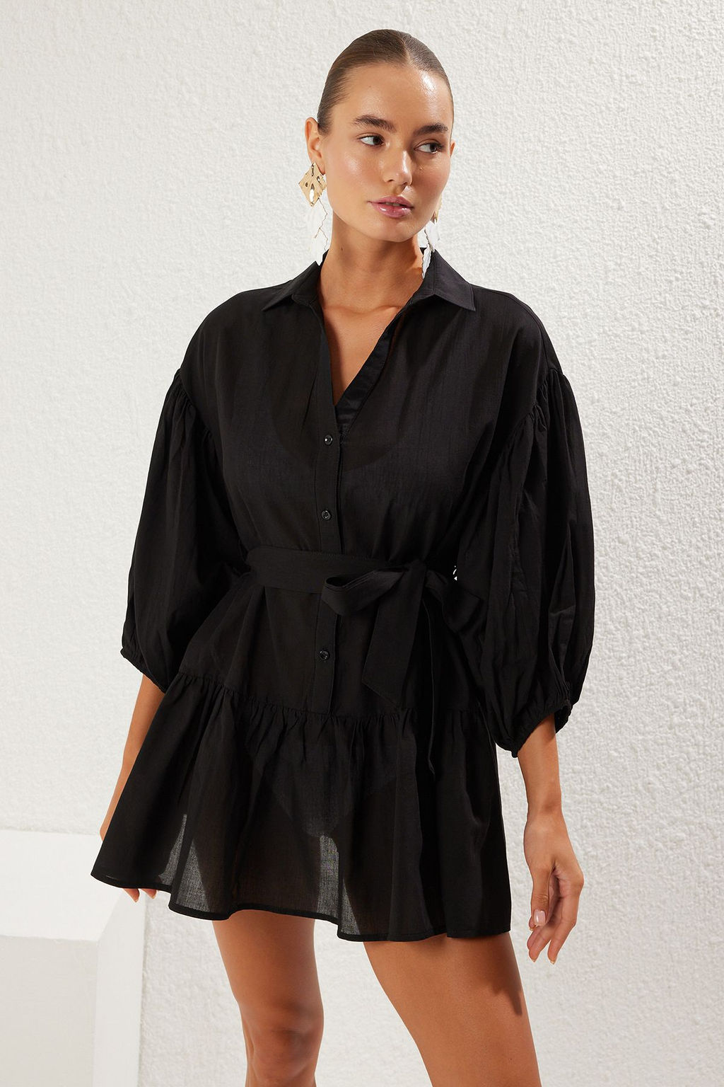 TRENDYOLMILLA Mavi Mini Dokuma %100 Pamuk Balon Kollu Plaj Elbisesi TBESS25EL00034