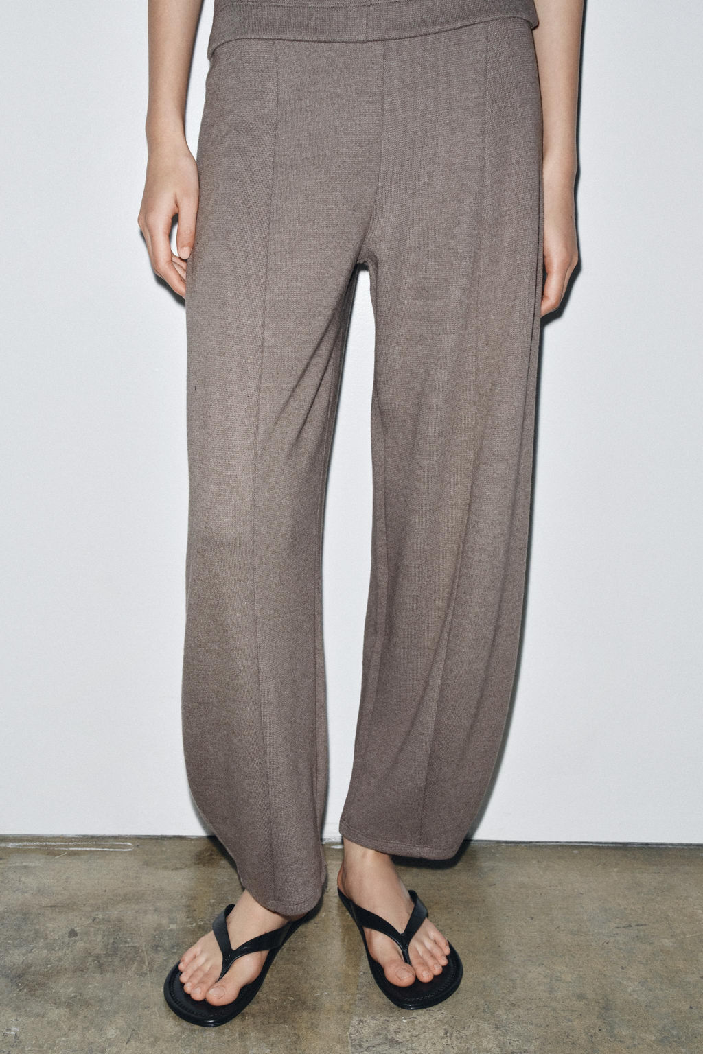 SOFT WIDE-LEG TROUSERS