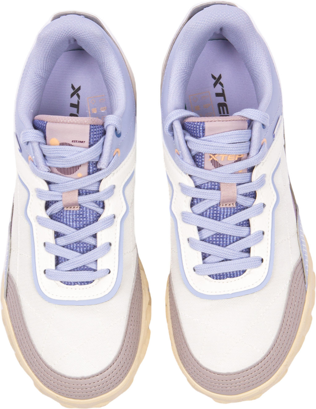 Кроссовки женские